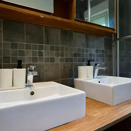 Beautiful 1900 House Full Equipped, 4bdrm+ Garden! * Lambersart