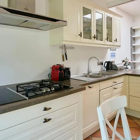 Beautiful 1900 House Full Equipped, 4bdrm+ Garden! Apartment Lambersart