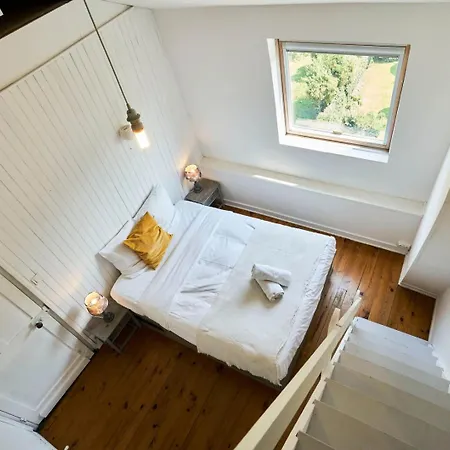 Beautiful 1900 House Full Equipped, 4bdrm+ Garden! *